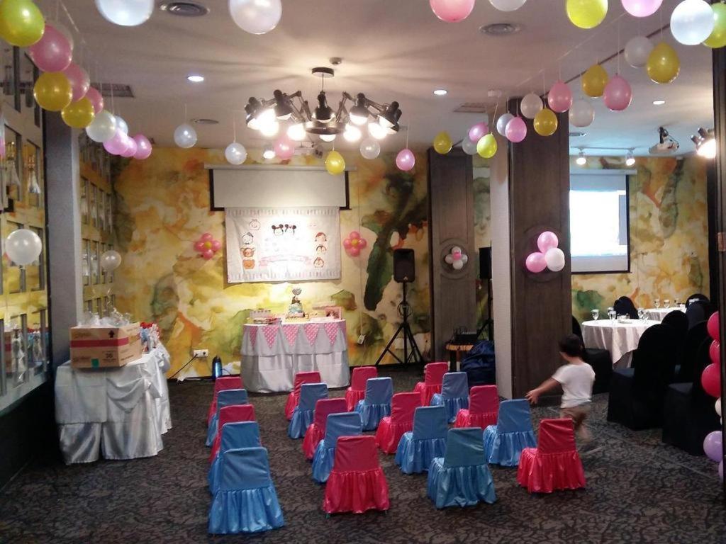 Couleur Hotel Cengkareng Jakarta Exterior photo